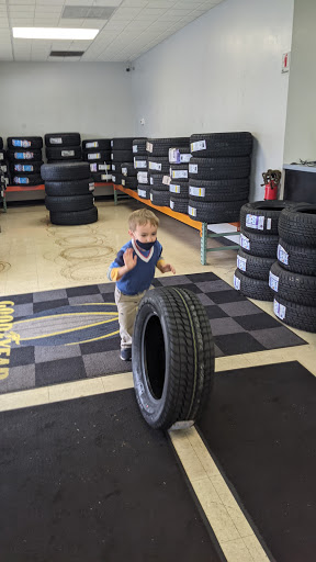 Tire Shop «Mavis Discount Tire», reviews and photos, 545 Martinsville Rd, Basking Ridge, NJ 07920, USA