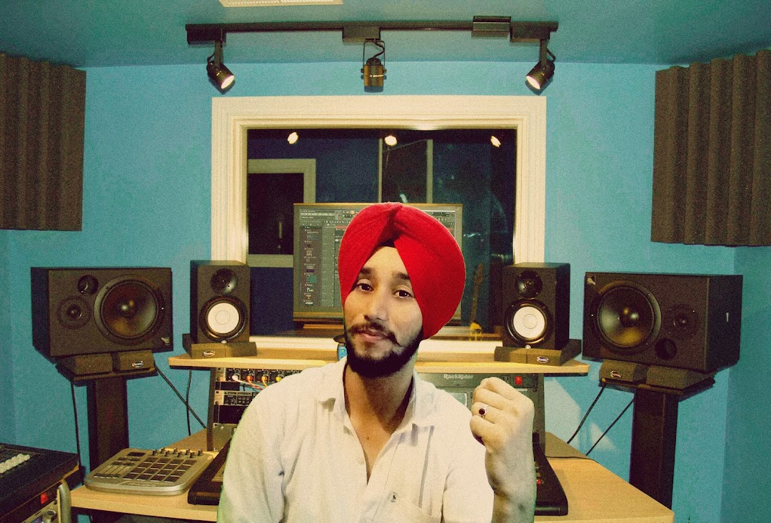 Dilkash Music Studio