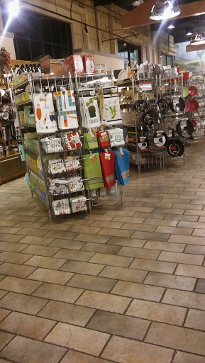 Gourmet Grocery Store «Bristol Farms», reviews and photos, 606 Fair Oaks Ave, South Pasadena, CA 91030, USA