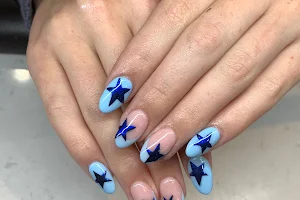 Luxx Nails & Spa image