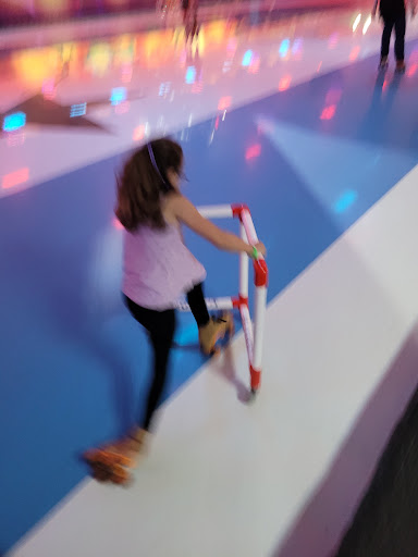 Roller Skating Rink «Dreamland Skate Center», reviews and photos, 2607 E Olive Rd, Pensacola, FL 32514, USA