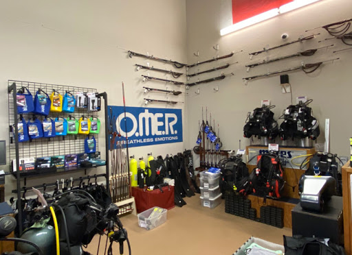 Dive Shop «Divers Discount Florida», reviews and photos, 2071 South Federal Highway, Fort Lauderdale, FL 33316, USA