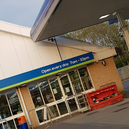 Lincolnshire Co-op Riseholme Road Filling Station - Gas station