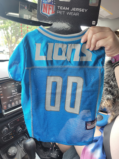 Pet Supply Store «Petco Animal Supplies», reviews and photos, 28400 Dequindre Rd, Warren, MI 48092, USA