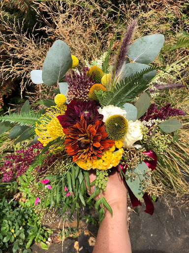 Florist «Petals & Vines», reviews and photos, 410 Main St E, Monmouth, OR 97361, USA