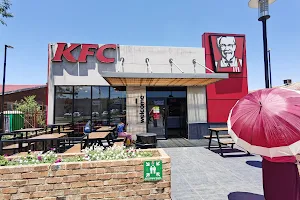 KFC Leandra image