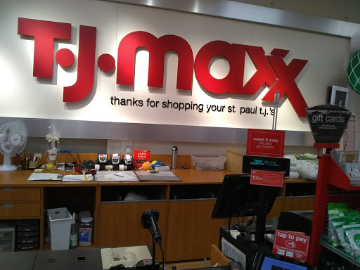 Shopping Mall «Oakdale Village Shopping Center», reviews and photos, 8301 3rd St N, St Paul, MN 55128, USA