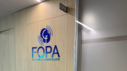 Centro FOPA The Panama Clinic (Terapia de lenguaje - Tamizaje auditivo neonatal - Potenciales evocados auditivos)