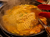 Soupe du Restaurant de grillades coréennes Gooyi Gooyi à Paris - n°14
