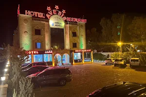 Avesis Hotel & Restaurant image