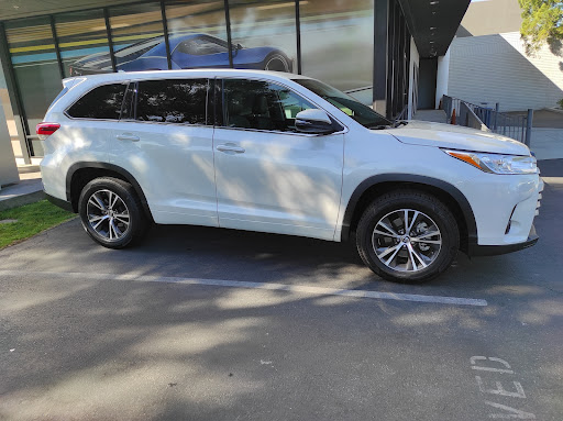 Ford Dealer «DCH Ford of Thousand Oaks», reviews and photos, 3810 Thousand Oaks Blvd, Westlake Village, CA 91362, USA