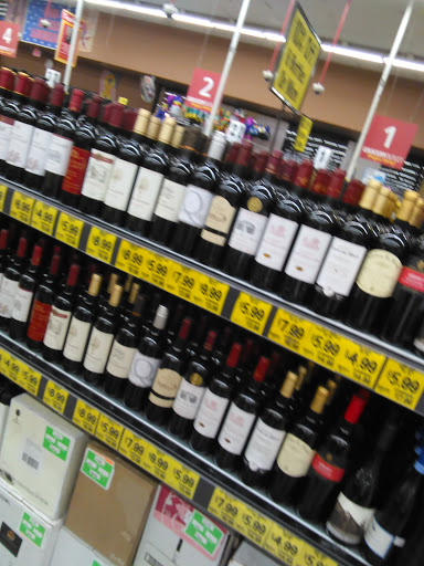 Grocery Store «Grocery Outlet Bargain Market», reviews and photos, 1060 N Wilson Way, Stockton, CA 95205, USA