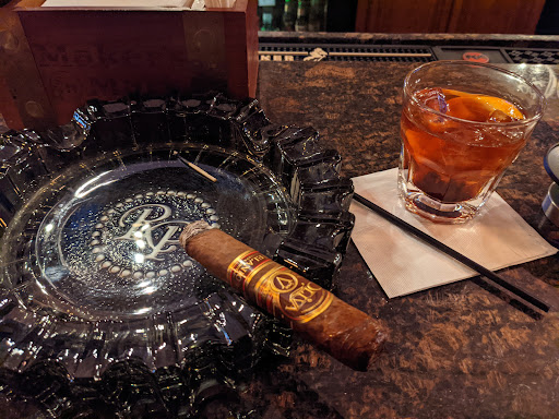 Tobacco Shop «La Casa Cigars and Lounge - Retail», reviews and photos, 1502 Randolph Street #100, Detroit, MI 48226, USA