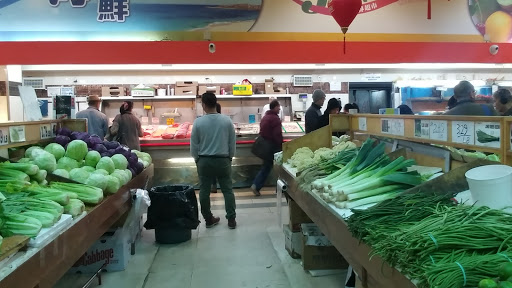 Shopping Mall «New World Mall», reviews and photos, 136-20 Roosvelt Ave, Flushing, NY 11354, USA