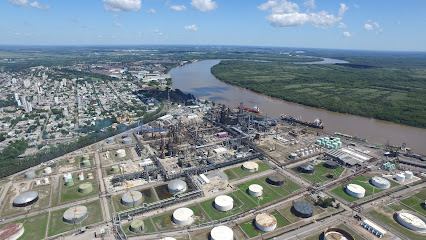 Refinería AXION Energy Campana