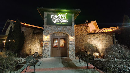 Olive Garden Italian Restaurant - 3480 East-West Hwy, Hyattsville, MD 20782