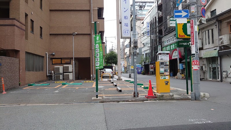 三井のリパーク 北久宝寺駐車場