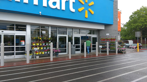 Discount Store «Walmart», reviews and photos, 321 NE Kings Valley Hwy, Dallas, OR 97338, USA