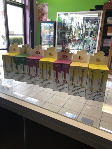 Tobacco Shop «Illusions Smoke Shop», reviews and photos, 1101 W Lincoln Ave #175, Anaheim, CA 92805, USA