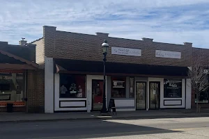 A M Floral and Gifts, LLC Formerly Linden Floral image
