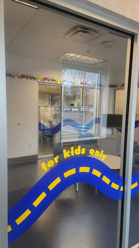 Used Car Dealer «CarMax», reviews and photos, 12966 Jefferson Ave, Newport News, VA 23608, USA