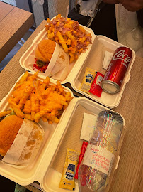 Plats et boissons du Restaurant de hamburgers MEK’LA by SMATCH BURGER - Original Smash Burger à Paris - n°17