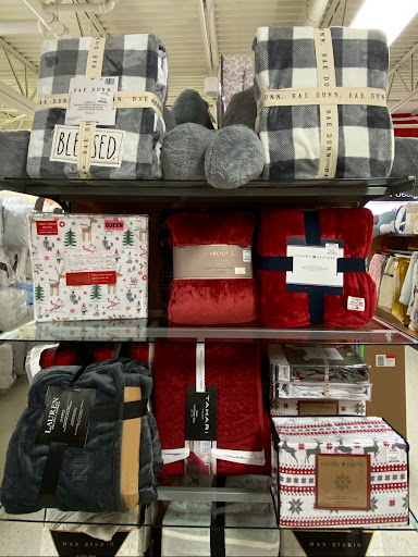 Shopping Mall «The Village at Waugh Chapel», reviews and photos, 1328 Main Chapel Way, Gambrills, MD 21054, USA