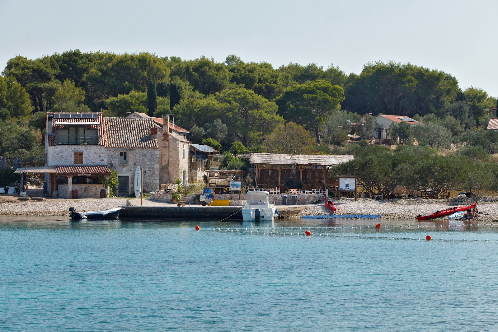 Tri Grede Bay photo #7