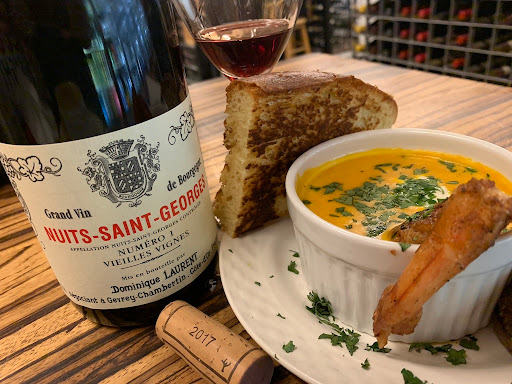 Liquor Store «Kent Wine & Spirit», reviews and photos, 24 N Main St, Kent, CT 06757, USA