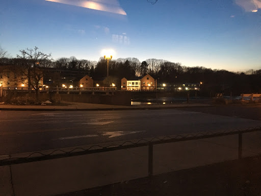 Coffee Shop «Starbucks», reviews and photos, 1 Parker Harding Plaza, Westport, CT 06880, USA