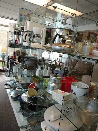 Thrift Store «The Treasure Chest of MorningStar Mission», reviews and photos, 2221 W Jefferson St, Joliet, IL 60435, USA