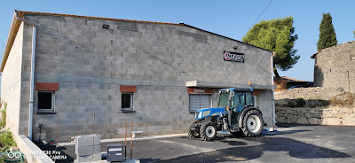 Garage agricole Siran à Siran