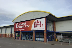 Poundstretcher image