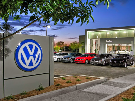 Volkswagen Dealer «San Tan Volkswagen», reviews and photos, 1489 E Motorplex Loop, Gilbert, AZ 85297, USA