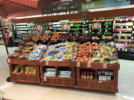 Supermarket «Tops», reviews and photos, 1103 U.S. 9, Schroon Lake, NY 12870, USA