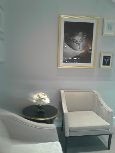 Jewelry Store «Harry Winston», reviews and photos, 310 N Rodeo Dr, Beverly Hills, CA 90210, USA