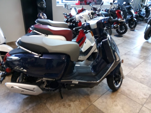 Motor Scooter Dealer «Vespa Queens», reviews and photos, 37-43 Crescent St, Long Island City, NY 11101, USA