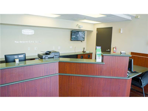 Storage Facility «Extra Space Storage», reviews and photos, 8250 Foothill Blvd, Sunland-Tujunga, CA 91040, USA