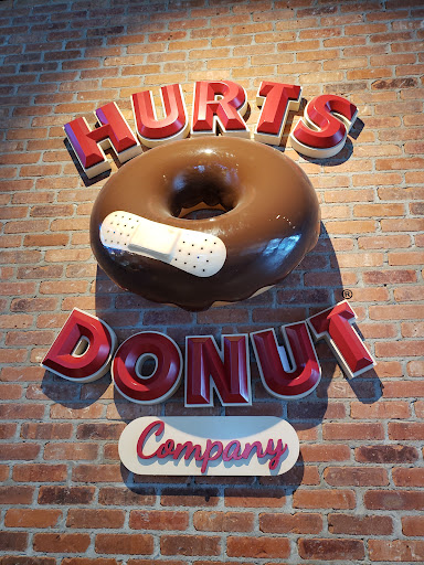 Donut Shop «Hurts Donut», reviews and photos, 5513 Mills Civic Pkwy #105, West Des Moines, IA 50266, USA