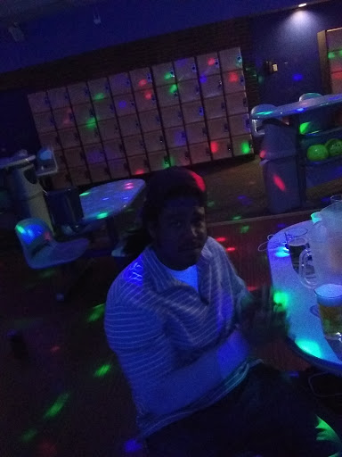 Bowling Alley «Brunswick Zone Doverama Lanes», reviews and photos, 1600 S Governors Ave, Dover, DE 19904, USA