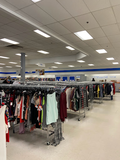 Thrift Store «Goodwill Donation Center», reviews and photos