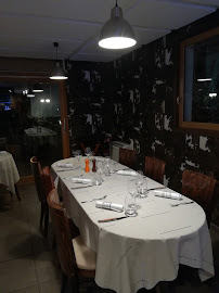 Atmosphère du Restaurant de viande Txuleta Grenoble à Seyssins - n°8