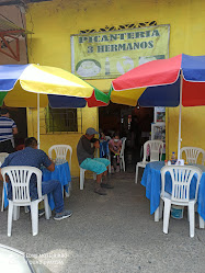 Encebollados "3 hermanos"