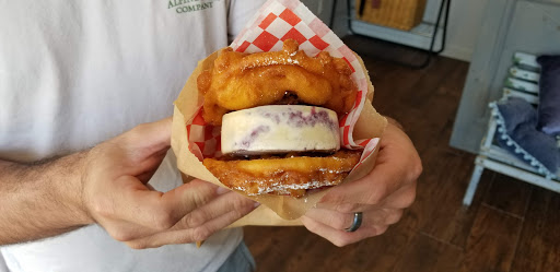 Dessert Shop «Quenelle», reviews and photos, 2214 W Magnolia Blvd a, Burbank, CA 91506, USA