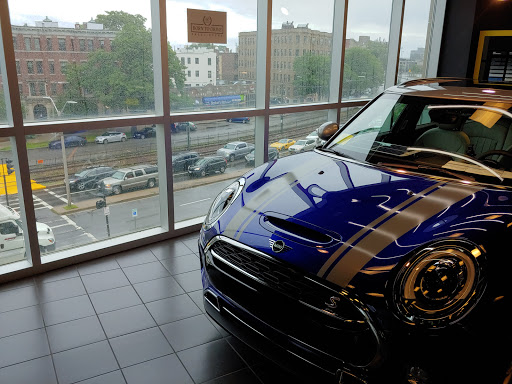 Honda Dealer «Herb Chambers Honda in Boston», reviews and photos, 1186 Commonwealth Avenue, Boston, MA 02134, USA