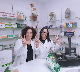 Farmacia Insieme snc di Ciocca Ilaria e Rossi Lorella Via Paganica, 10, 67100 Tempera AQ, Italia
