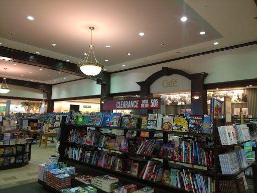 Book Store «Barnes & Noble», reviews and photos, 3102 Northline Ave, Greensboro, NC 27408, USA