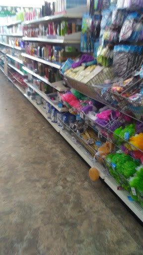 Dollar Store «Dollar Tree», reviews and photos, 7001 Cermak Rd, Berwyn, IL 60402, USA