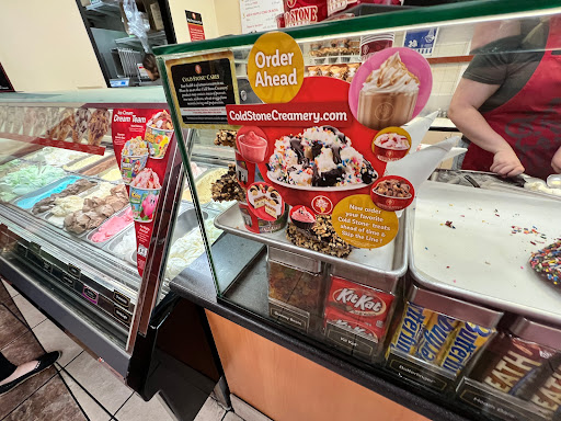 Ice Cream Shop «Cold Stone Creamery», reviews and photos, 900 E Battlefield Rd #116, Springfield, MO 65807, USA