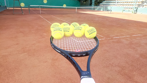 Tennis club 